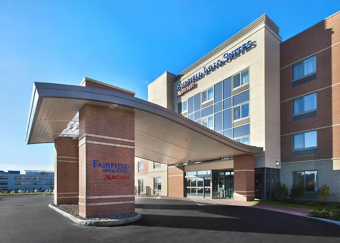 Fairfield Inn & Suites By Marriott Syracuse Carrier Circle